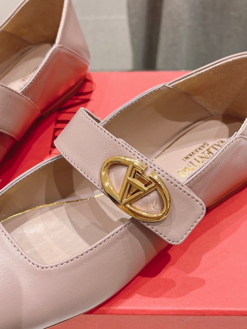 Valentino flat shoes